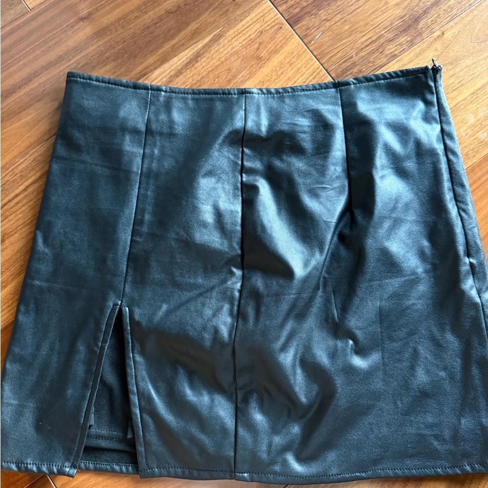 Elegant Black Skirt
